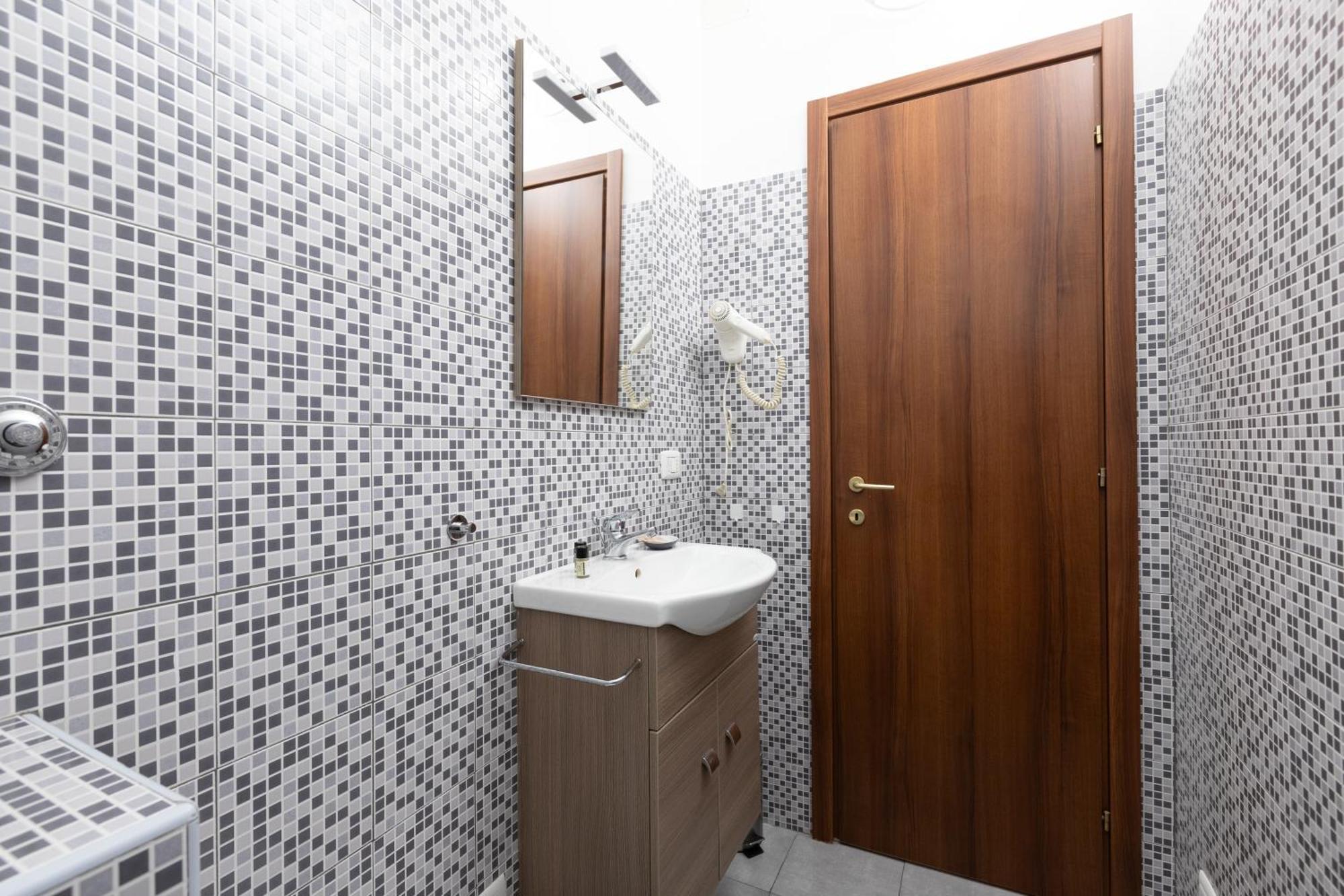 Affittacamere Alpino 76 Rome Extérieur photo